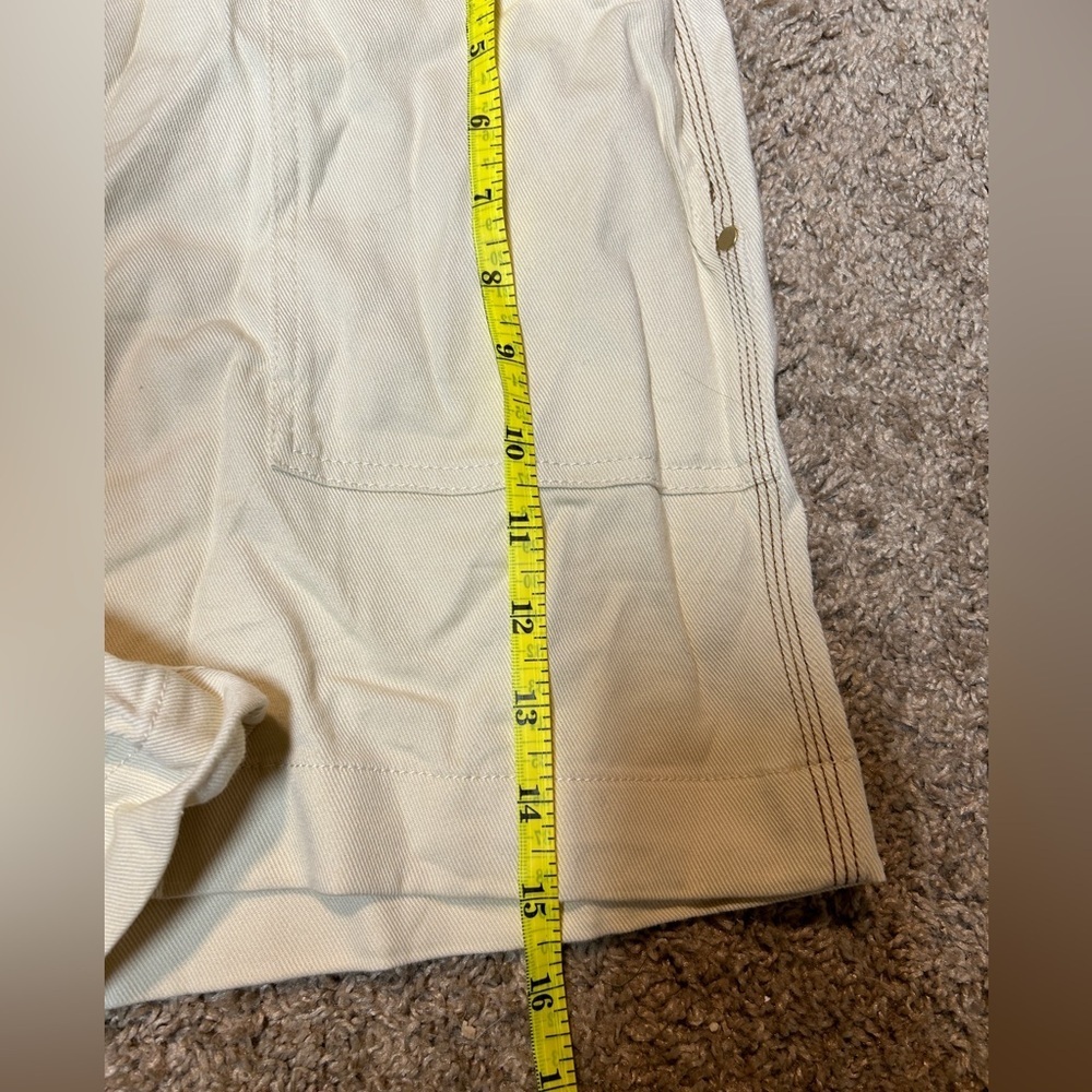 Theory Pull-On Drawstring Shorts - Picture 5 of 6